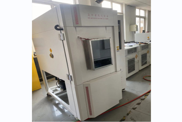 氙燈老化試驗箱的五大核心部件