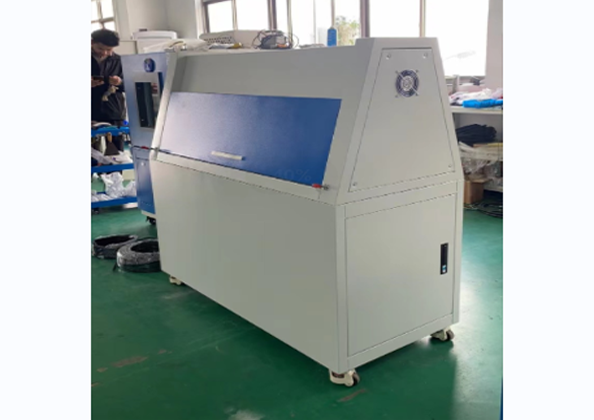 紫外線老化試驗箱如何更換紫外燈管？